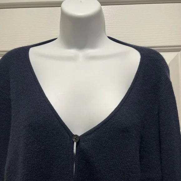 NWT J Crew Cashmere Button-up Navy Cardigan - Picture 2 of 7